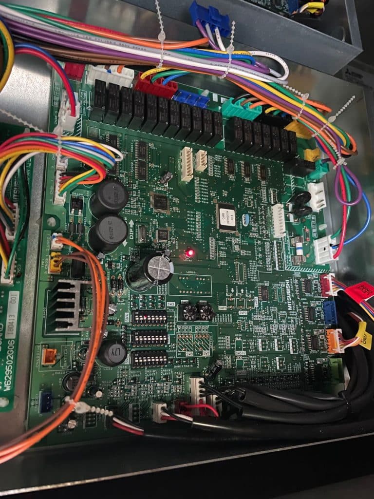 Internal circuitry of an air conditioning unit